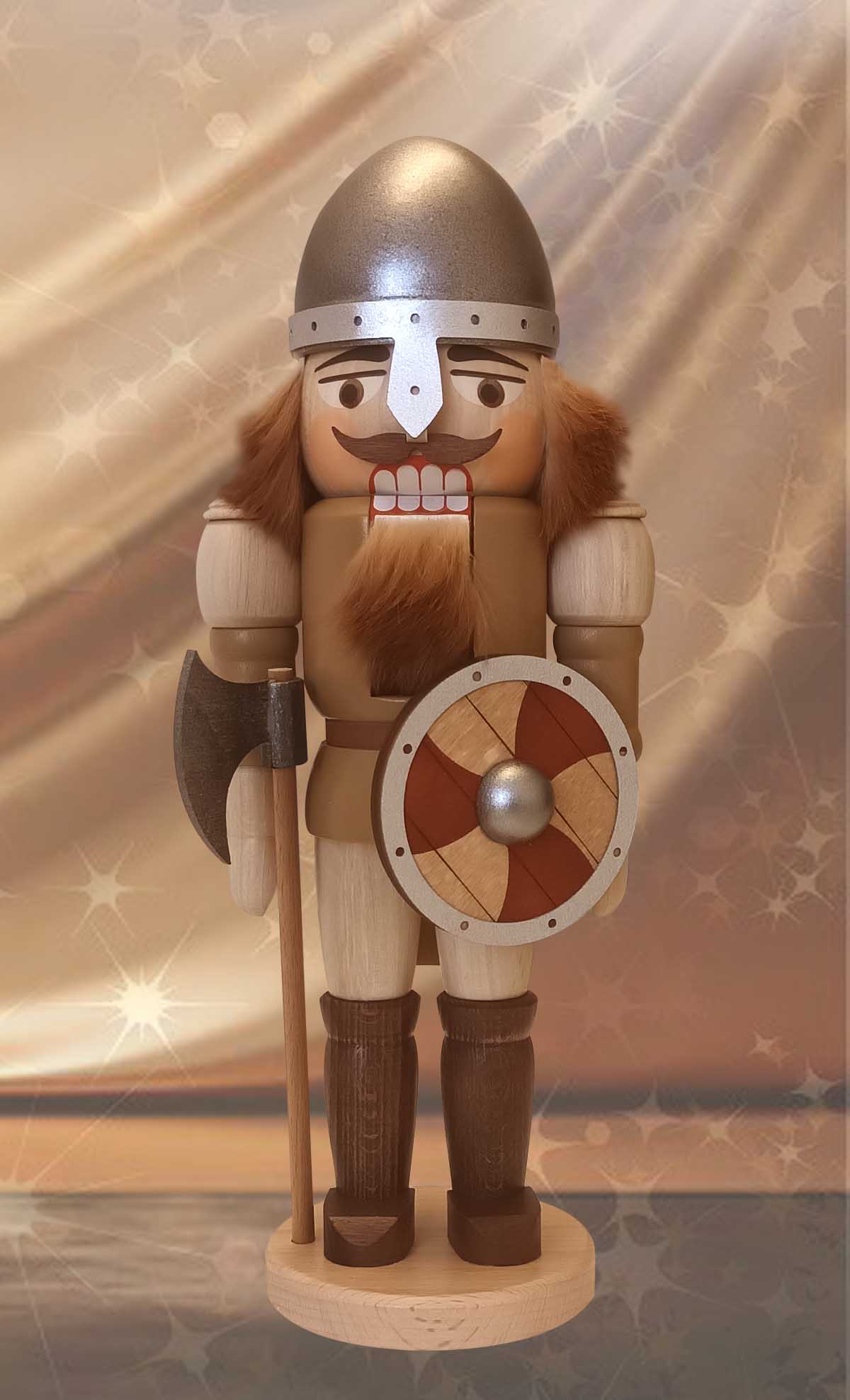 Nussknacker Wikinger,  mittel 